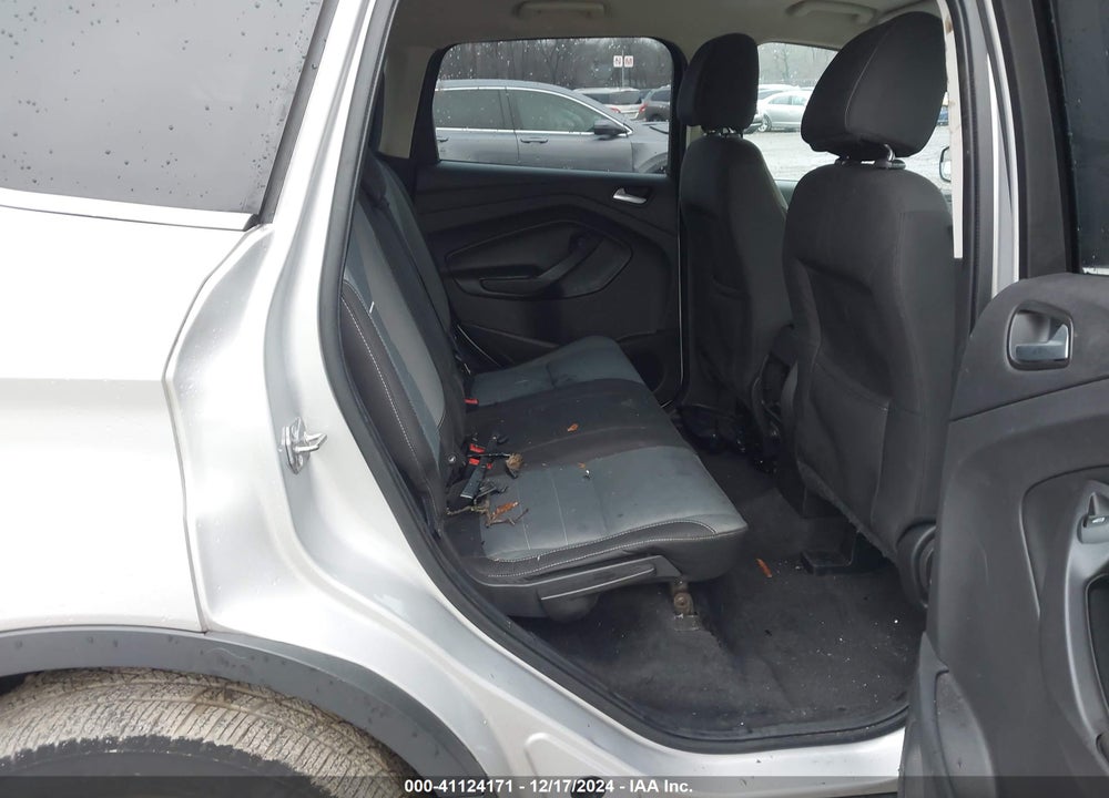 2015 FORD ESCAPE SE VIN: 1FMCU9G97FUA10502