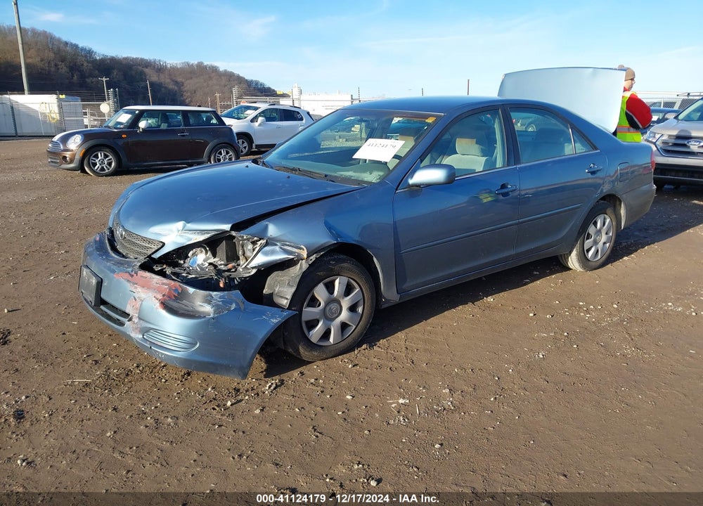 2004 TOYOTA CAMRY LE VIN: 4T1BE32K44U922467