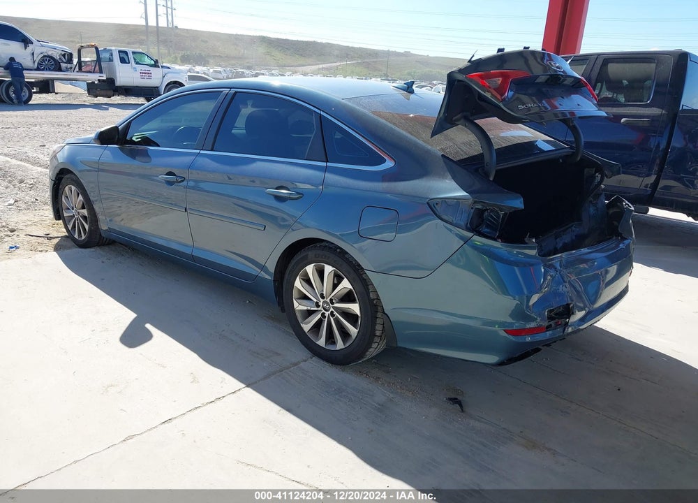 2015 HYUNDAI SONATA SE VIN: 5NPE24AF9FH203698