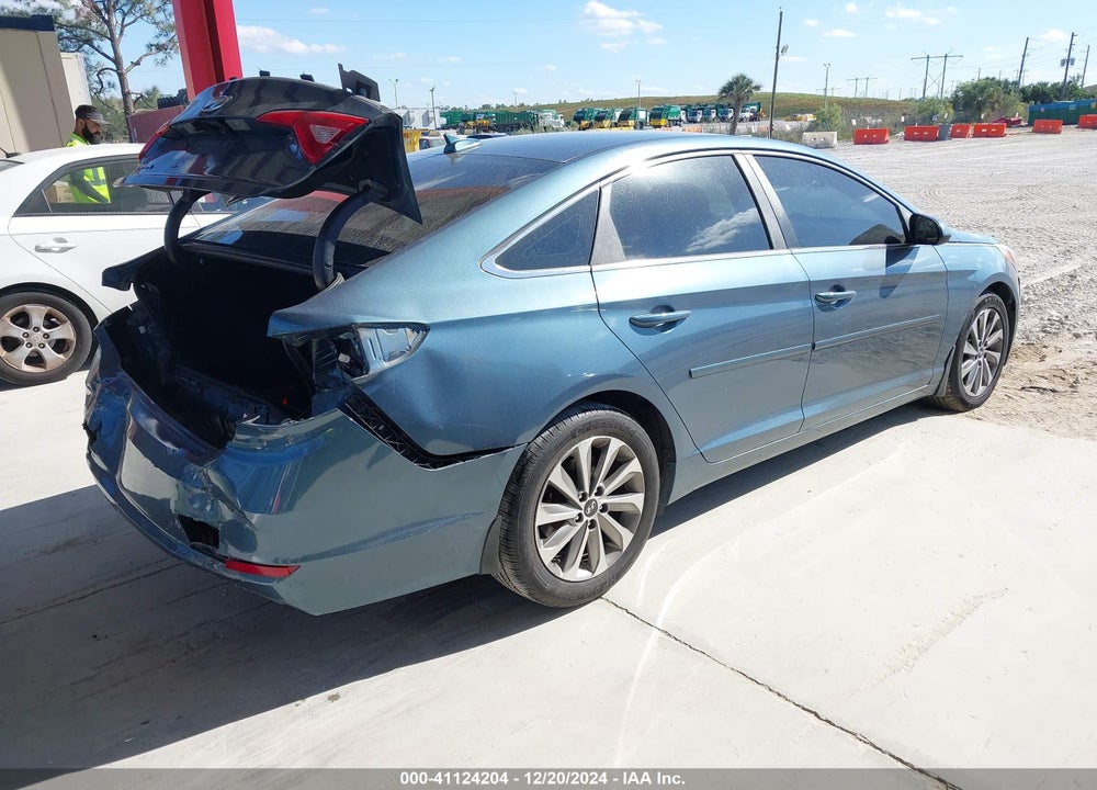 2015 HYUNDAI SONATA SE VIN: 5NPE24AF9FH203698