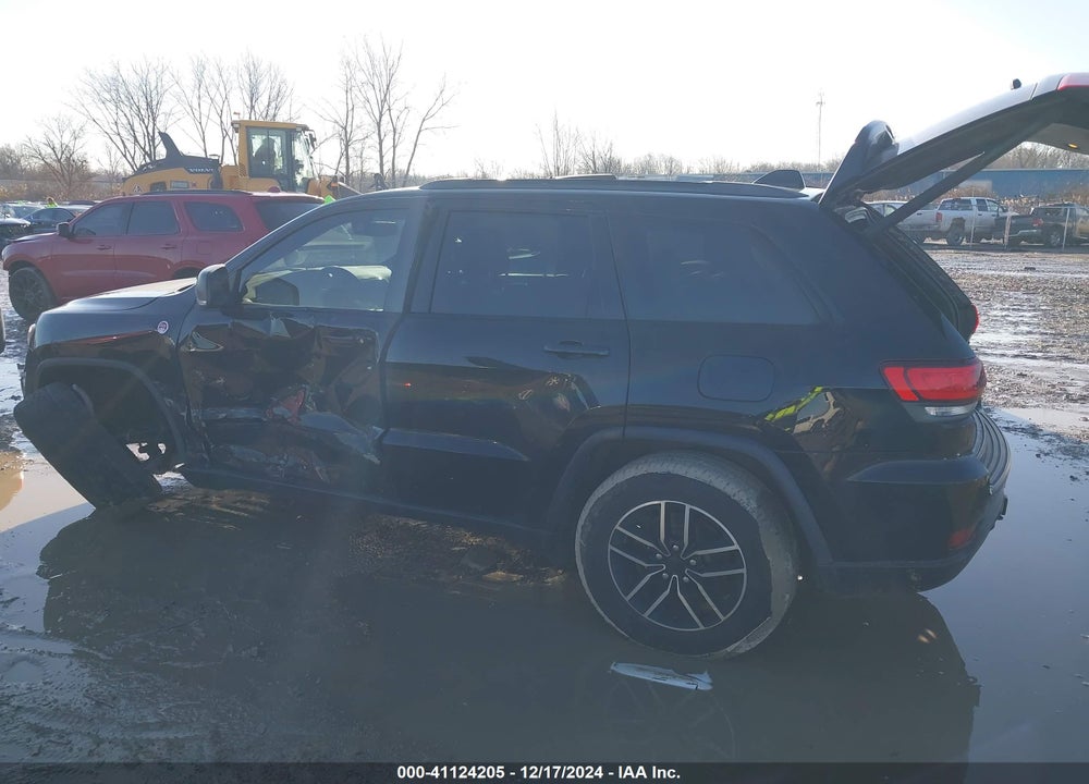 2019 JEEP GRAND CHEROKEE TRAILHAWK 4X4 VIN: 1C4RJFLG6KC640067