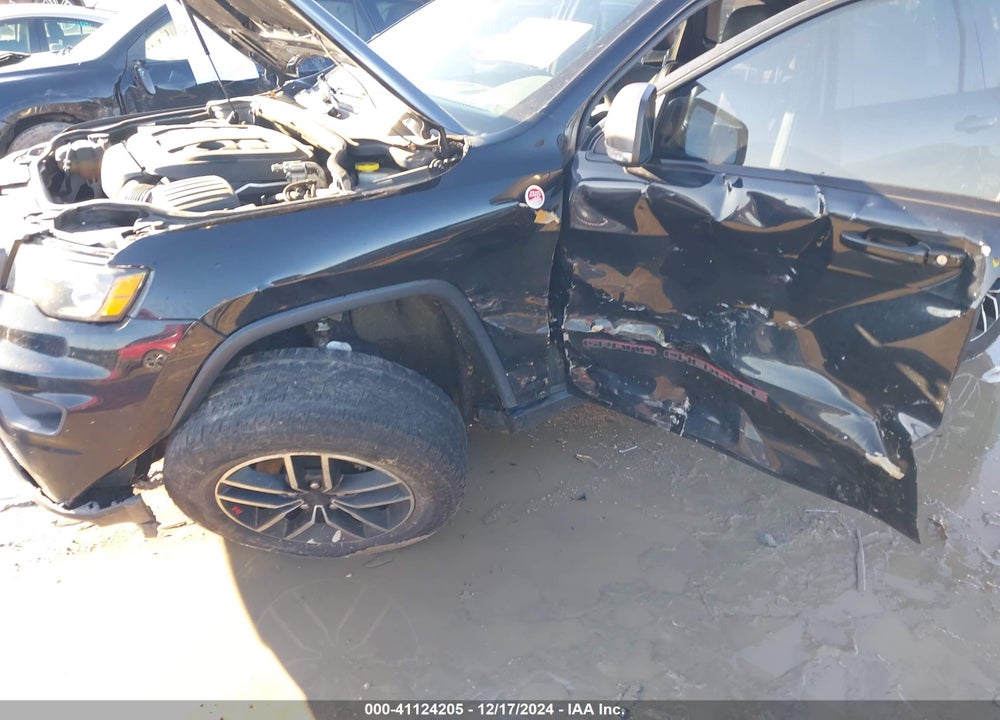 2019 JEEP GRAND CHEROKEE TRAILHAWK 4X4 VIN: 1C4RJFLG6KC640067