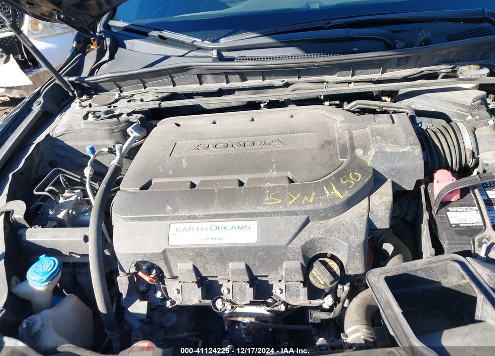 2013 HONDA ACCORD VIN: 1HGCT2B8XDA004612