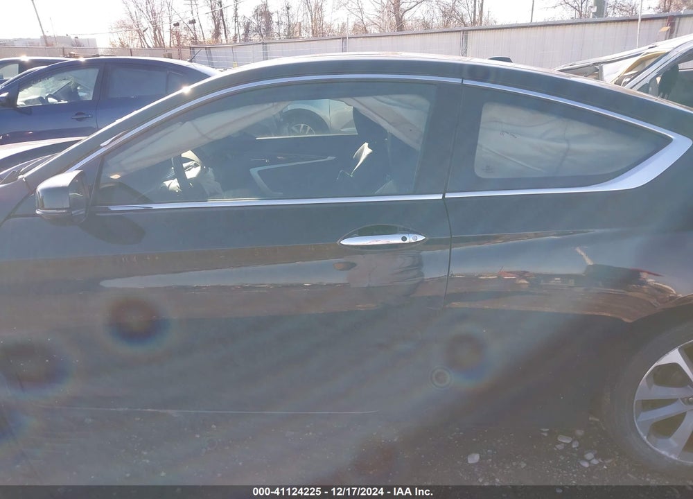 2013 HONDA ACCORD VIN: 1HGCT2B8XDA004612