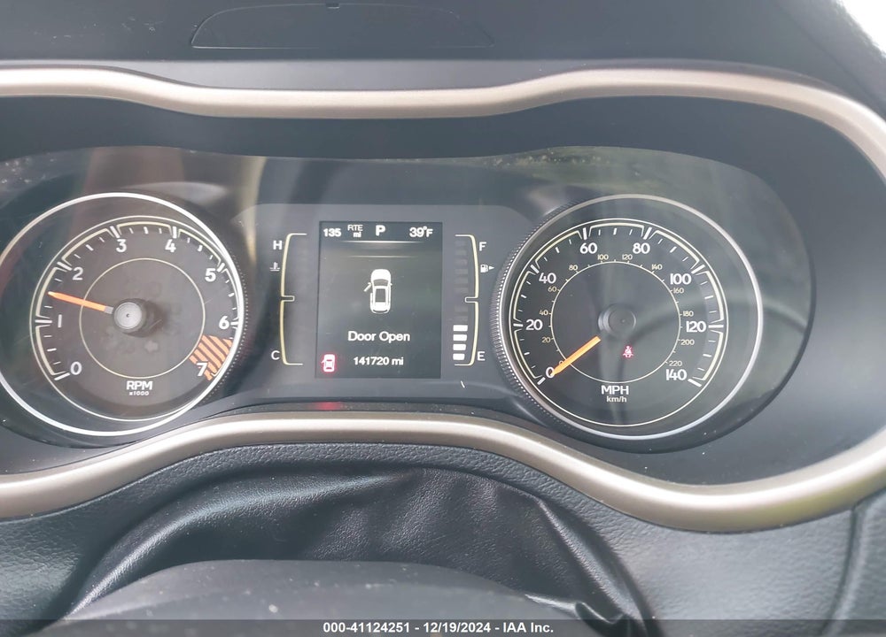 2015 JEEP CHEROKEE LATITUDE VIN: 1C4PJLCB5FW656131