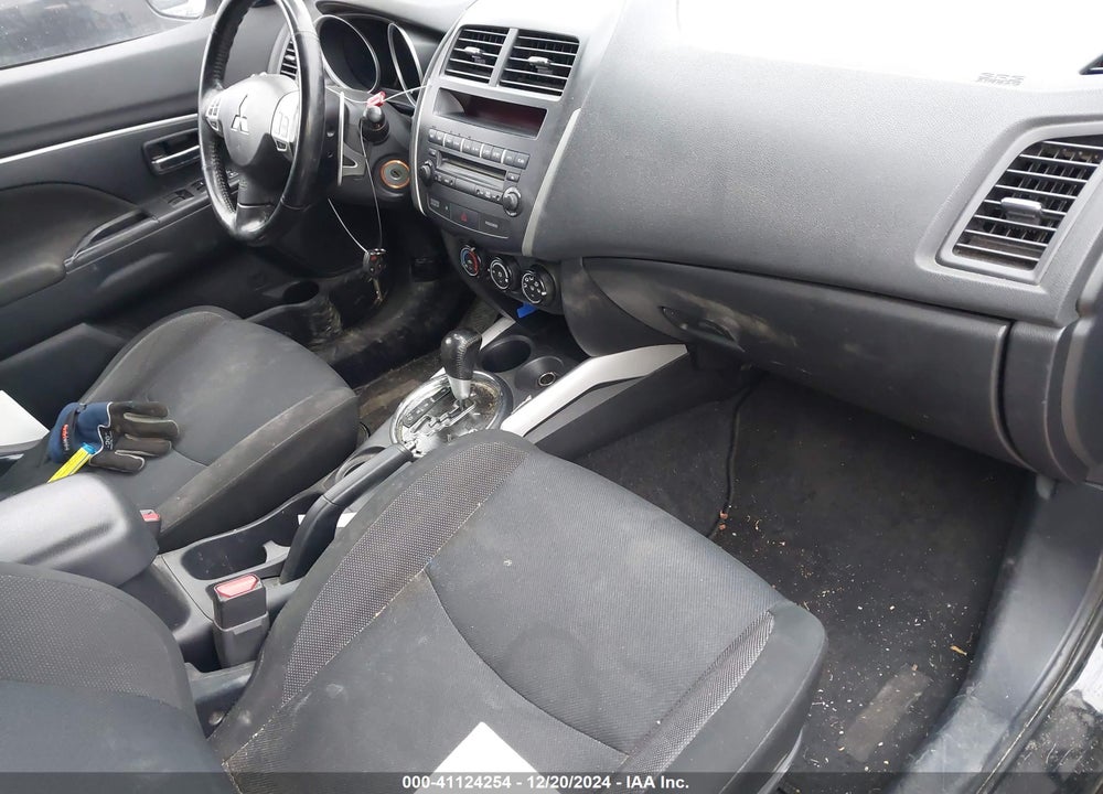 2011 MITSUBISHI OUTLANDER SPORT ES VIN: JA4AP3AUXBZ019926