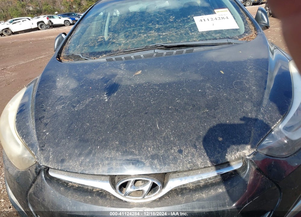 2014 HYUNDAI ELANTRA SE VIN: KMHDH4AE9EU132939