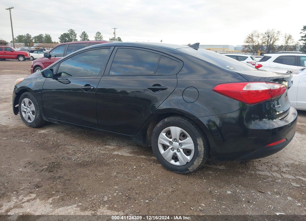 2016 KIA FORTE LX VIN: KNAFK4A62G5542466