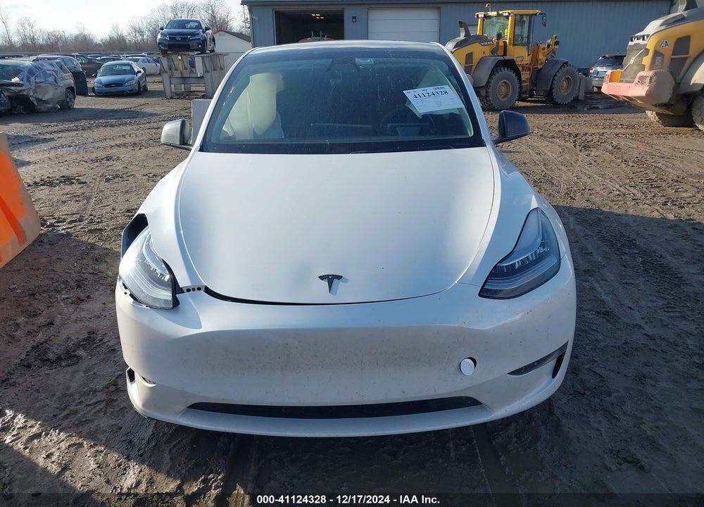 2021 TESLA MODEL Y LONG RANGE DUAL MOTOR ALL-WHEEL DRIVE VIN: 5YJYGDEE8MF263676