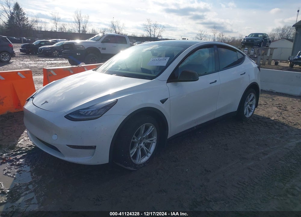 2021 TESLA MODEL Y LONG RANGE DUAL MOTOR ALL-WHEEL DRIVE VIN: 5YJYGDEE8MF263676