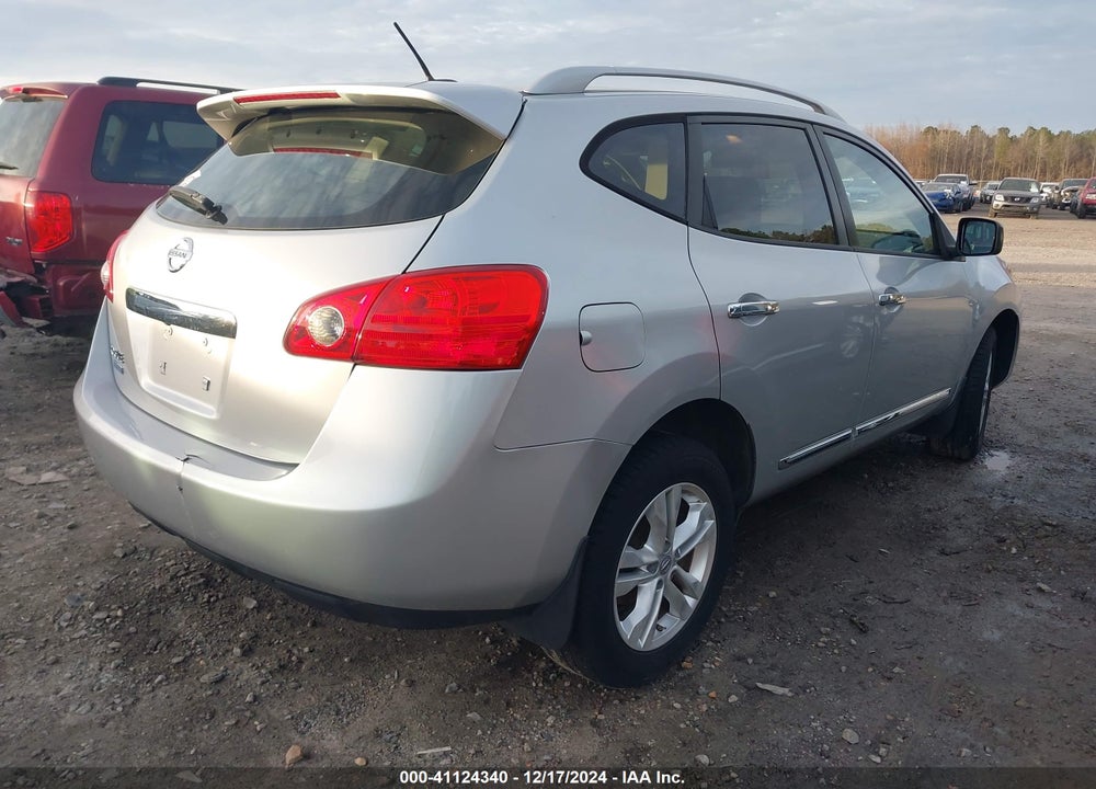 2015 NISSAN ROGUE SELECT S VIN: JN8AS5MT5FW157713