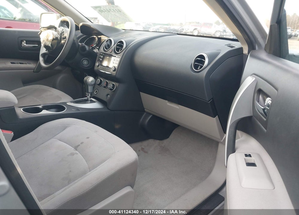 2015 NISSAN ROGUE SELECT S VIN: JN8AS5MT5FW157713