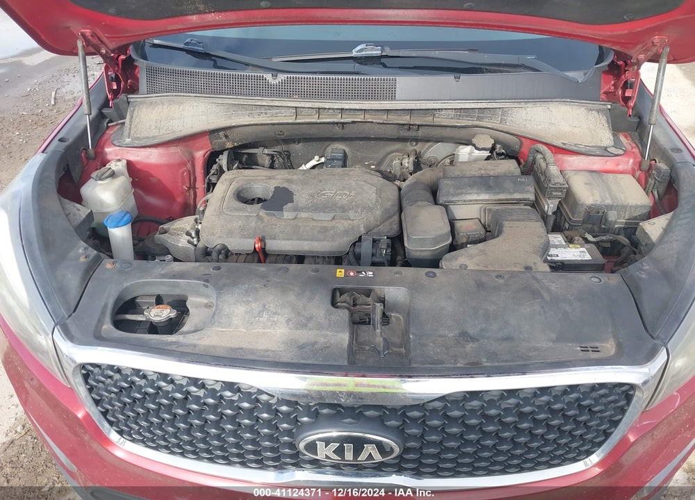 2016 KIA SORENTO 2.4L LX VIN: 5XYPG4A35GG091894