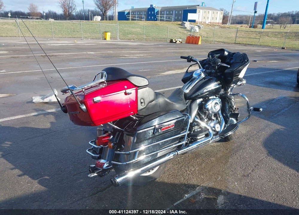 2012 HARLEY-DAVIDSON FLTRU ROAD GLIDE ULTRA VIN: 1HD1KGM12CB662776