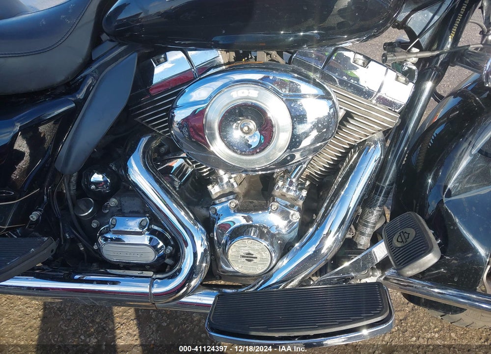 2012 HARLEY-DAVIDSON FLTRU ROAD GLIDE ULTRA VIN: 1HD1KGM12CB662776