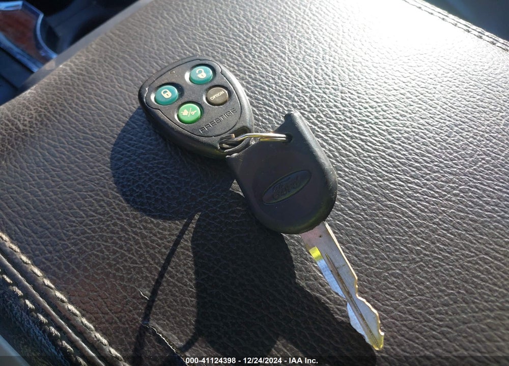 2010 FORD F-150 VIN: 1FTFW1EVXAFC33031