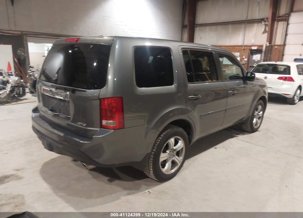 2013 HONDA PILOT EX-L VIN: 5FNYF4H53DB051377
