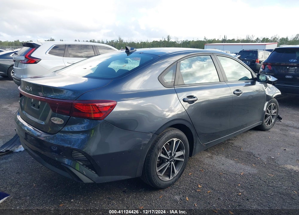2022 KIA FORTE VIN: 3KPF24AD2NE457761