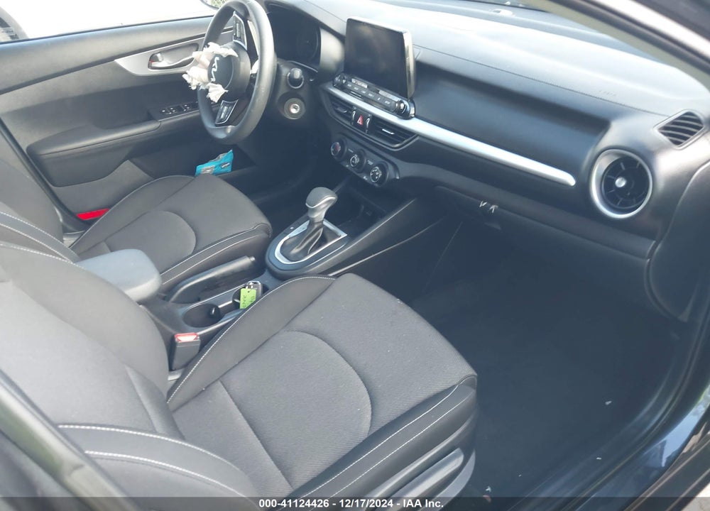 2022 KIA FORTE VIN: 3KPF24AD2NE457761