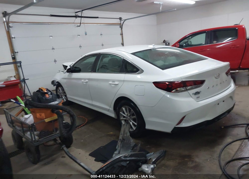 2018 HYUNDAI SONATA VIN: 5NPE24AF9JH724378