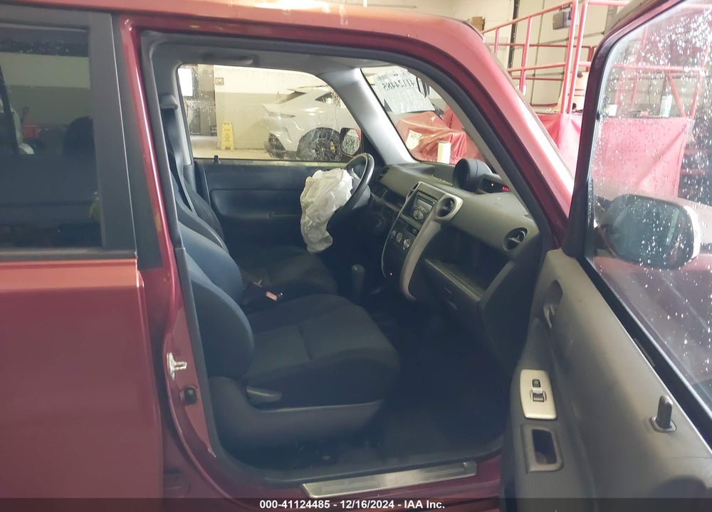 2006 SCION XB VIN: JTLKT324764073034