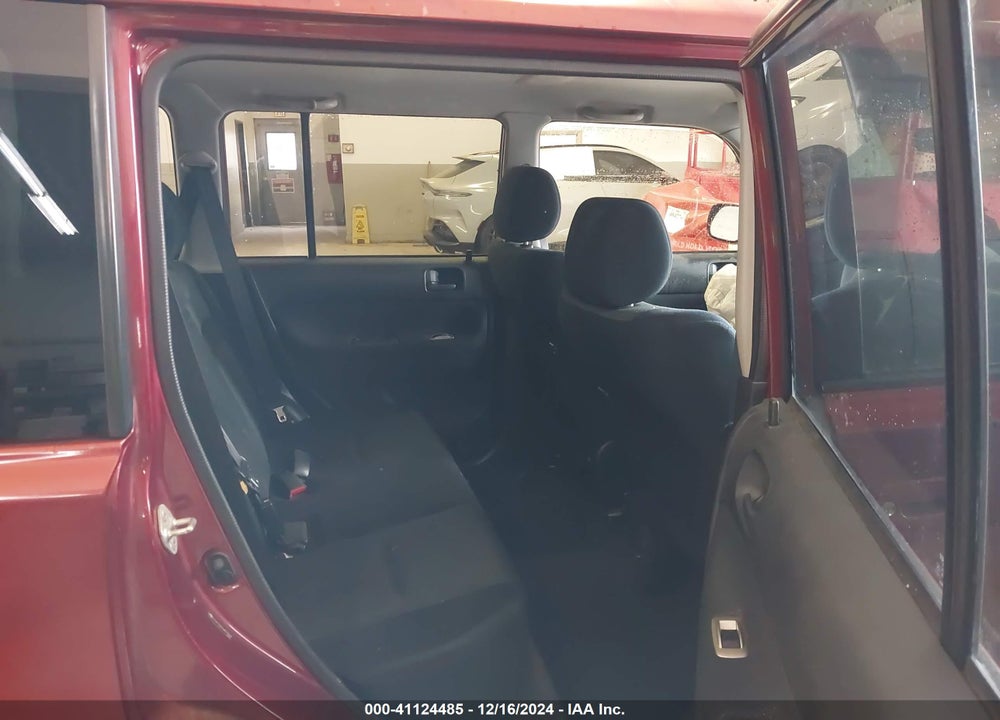 2006 SCION XB VIN: JTLKT324764073034