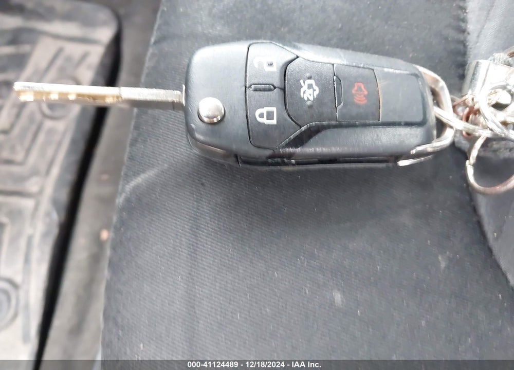 2016 FORD FUSION SE VIN: 3FA6P0H74GR184673