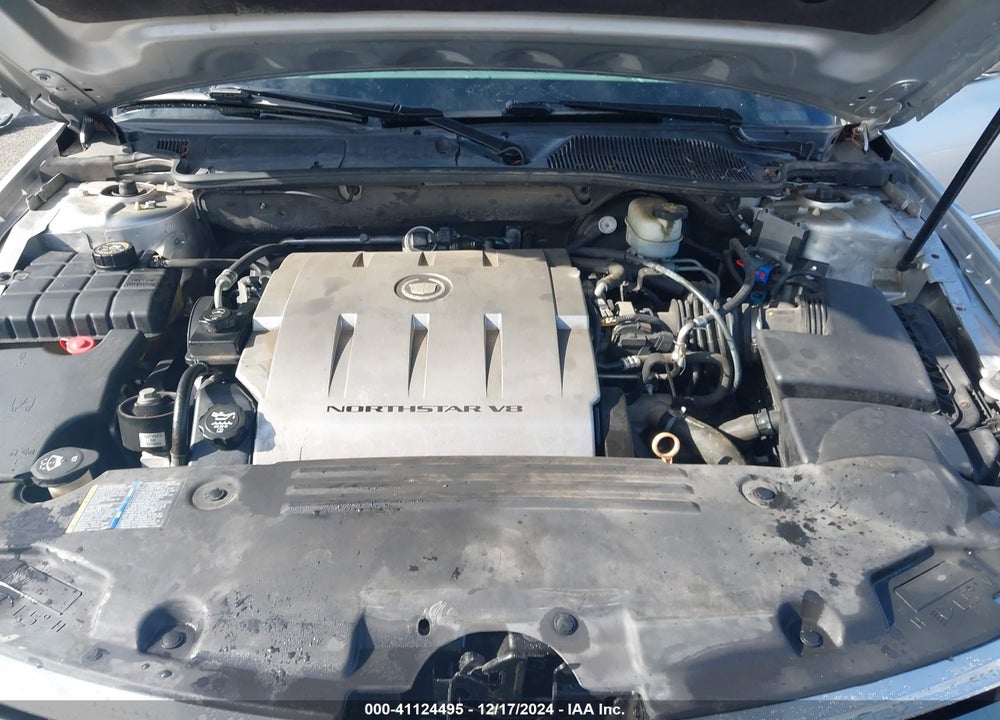 2011 CADILLAC DTS VIN: 1G6KA5E65BU116521