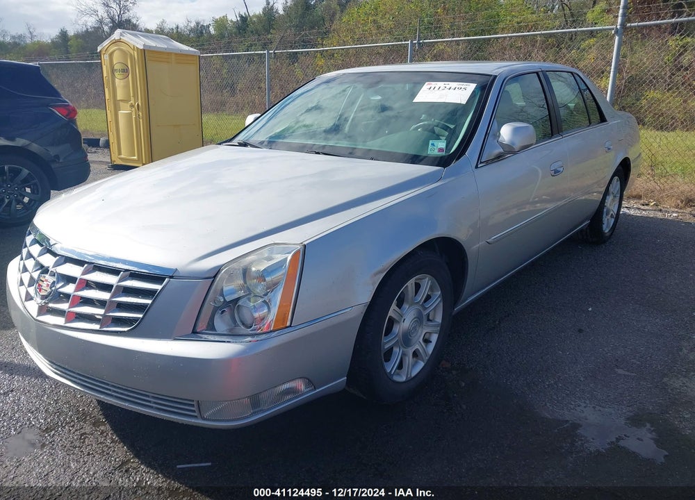 2011 CADILLAC DTS VIN: 1G6KA5E65BU116521