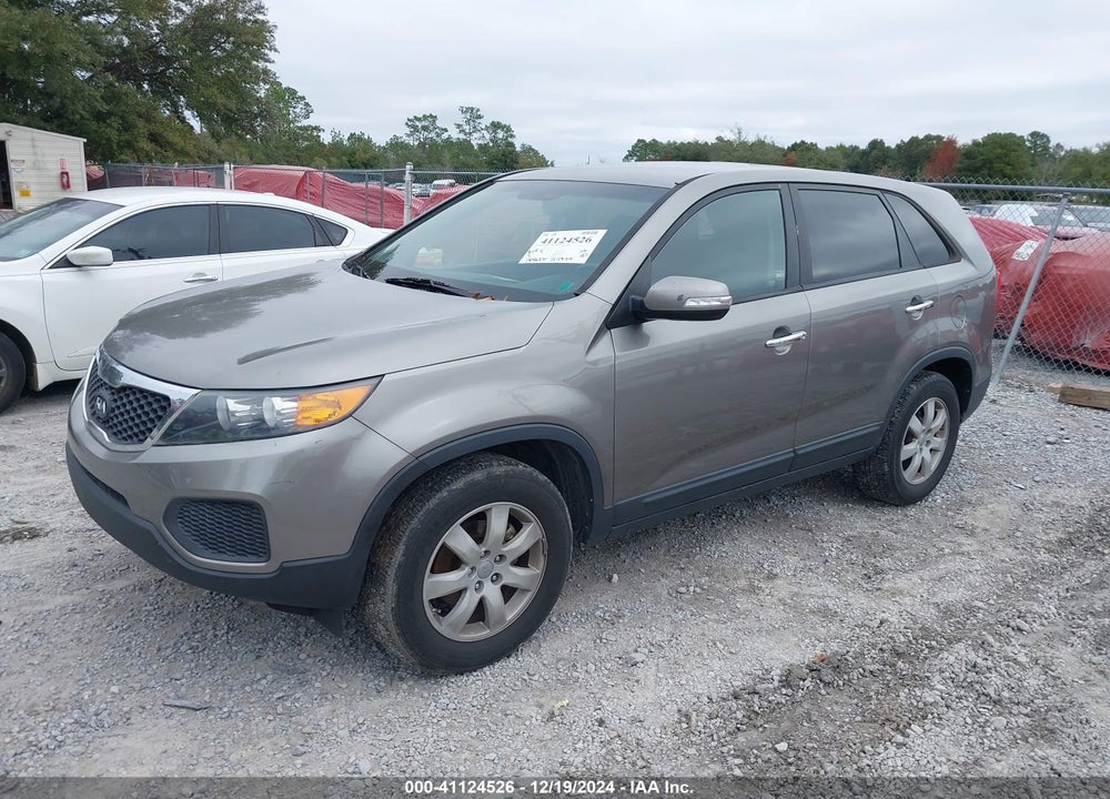 2013 KIA SORENTO LX VIN: 5XYKT4A1XDG324880