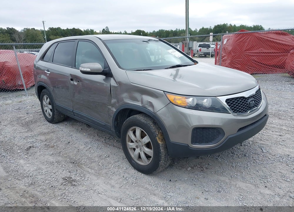 2013 KIA SORENTO LX VIN: 5XYKT4A1XDG324880