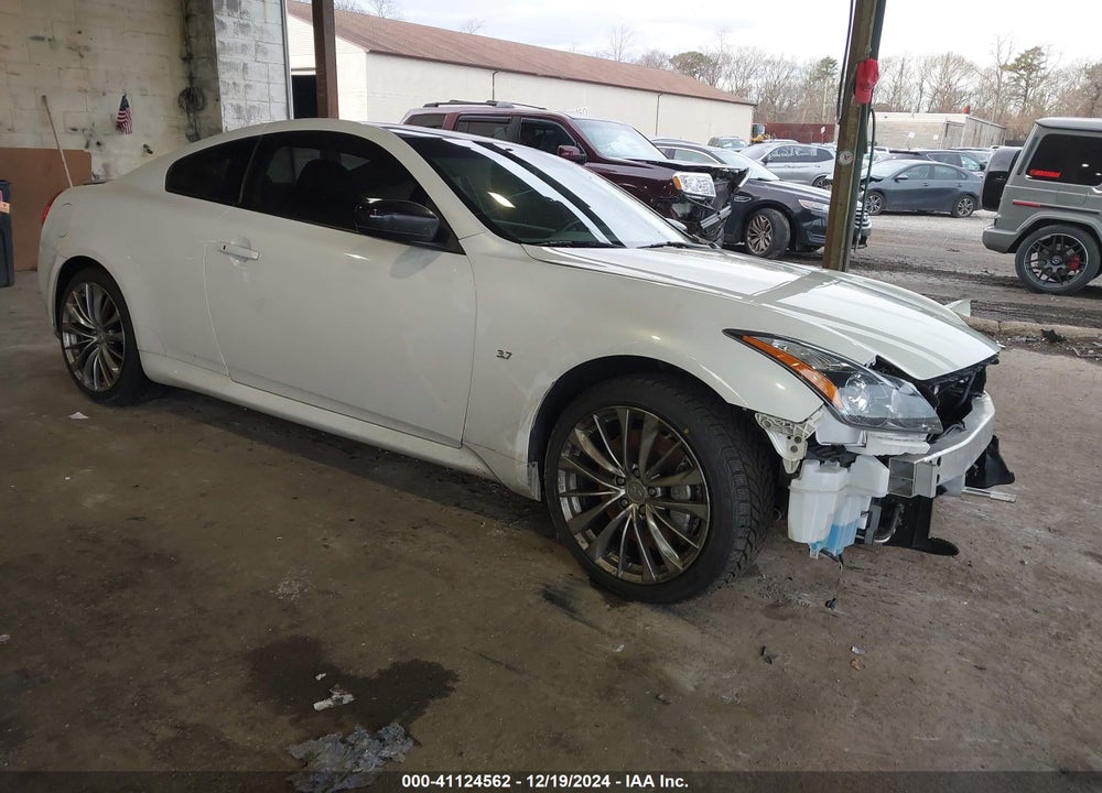 2014 INFINITI Q60 VIN: JN1CV6EL3EM131933