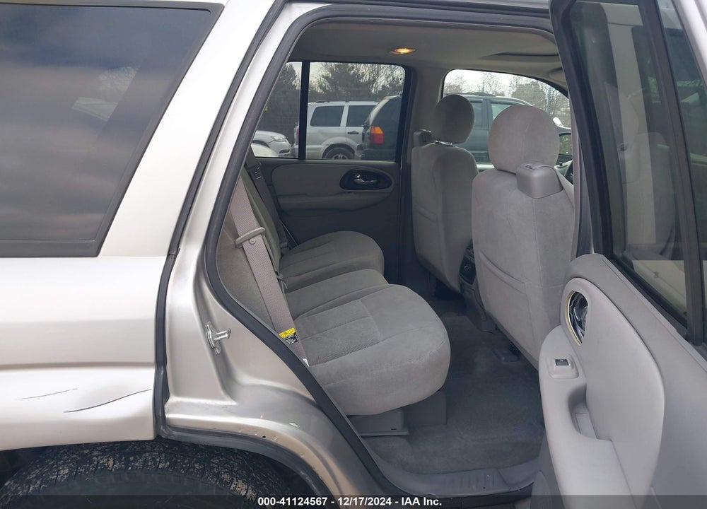 2006 CHEVROLET TRAILBLAZER LS VIN: 1GNDT13S962324239