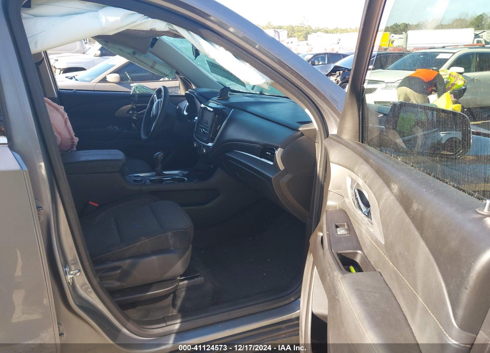 2020 CHEVROLET TRAVERSE FWD LS VIN: 1GNERFKW1LJ148065