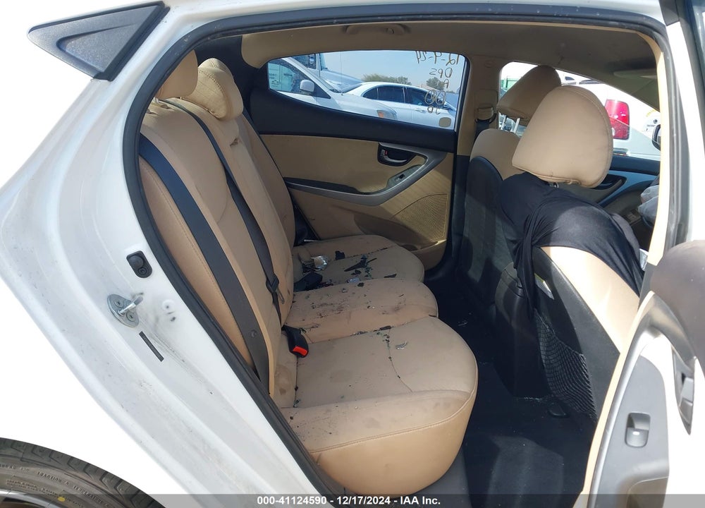 2013 HYUNDAI ELANTRA VIN: 5NPDH4AE1DH305026