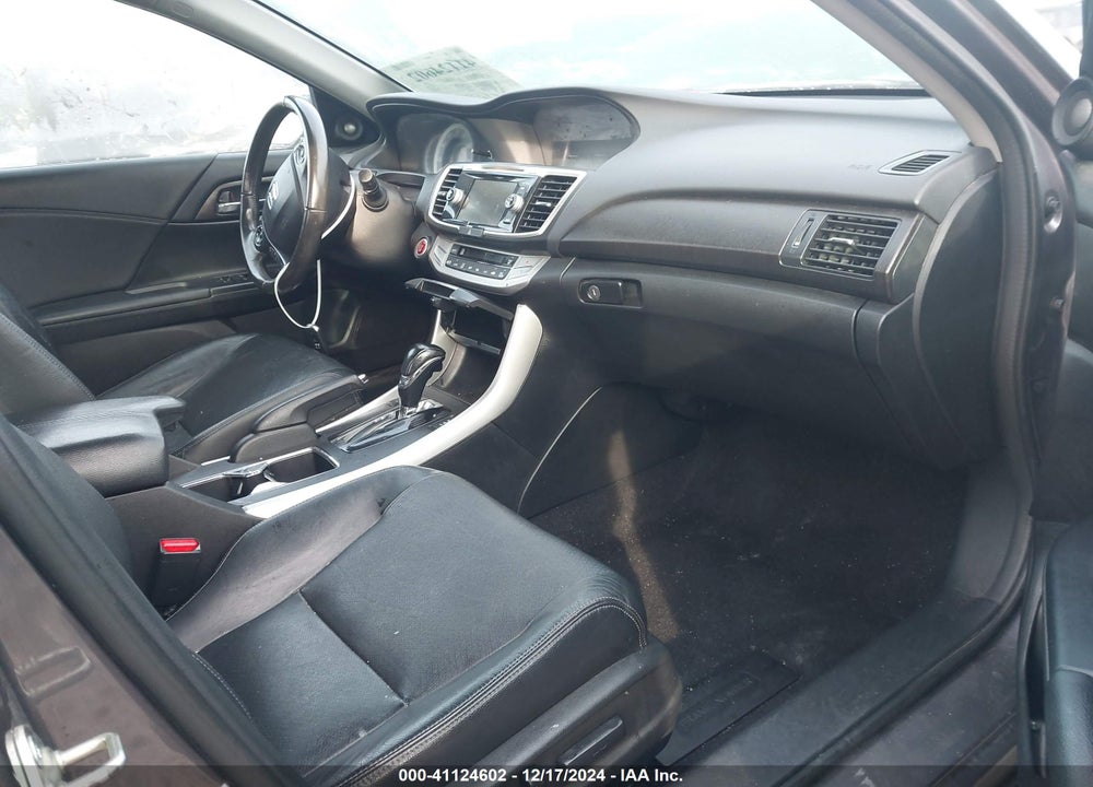 2015 HONDA ACCORD EX-L VIN: 1HGCR2F86FA060977