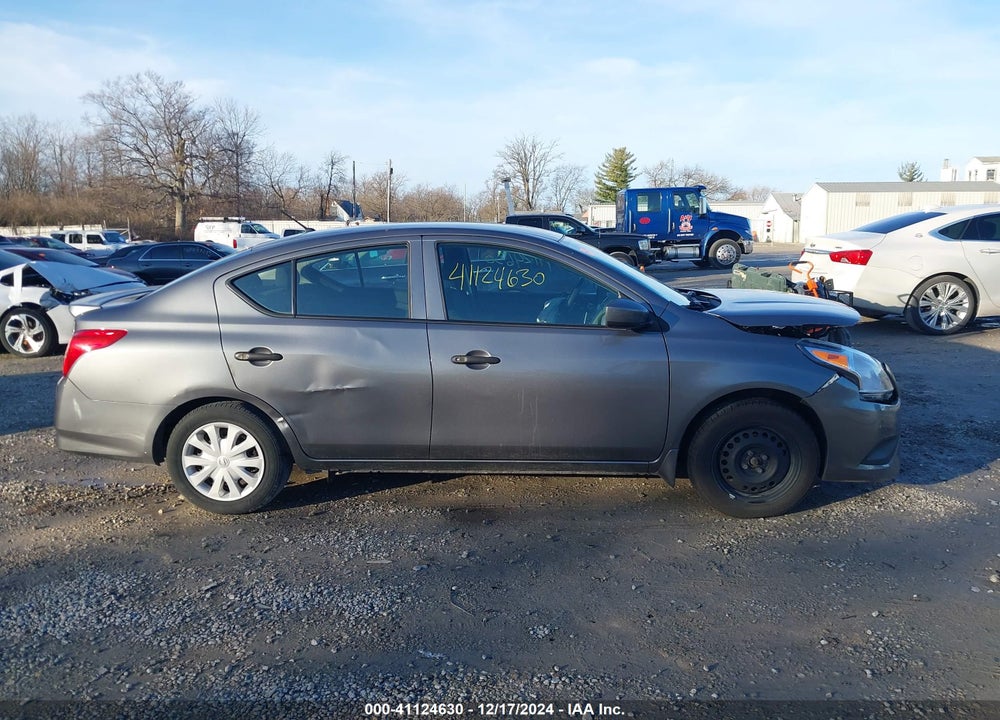 2018 NISSAN VERSA VIN: 3N1CN7AP8JL852431