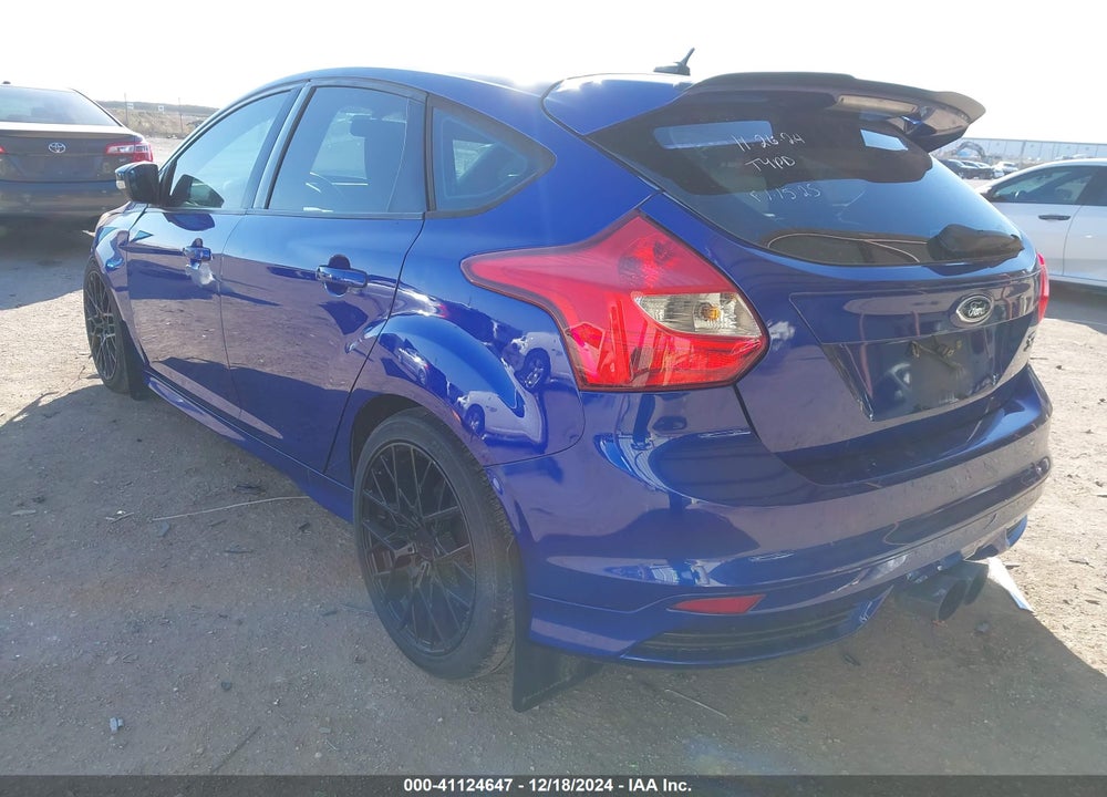 2014 FORD FOCUS VIN: 1FADP3L92EL422419