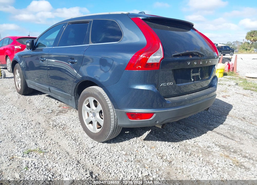 2011 VOLVO XC60 3.2 VIN: YV4952DL8B2209726