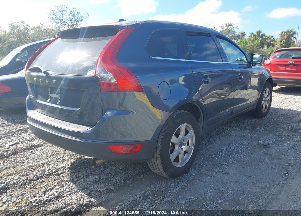 2011 VOLVO XC60 3.2 VIN: YV4952DL8B2209726
