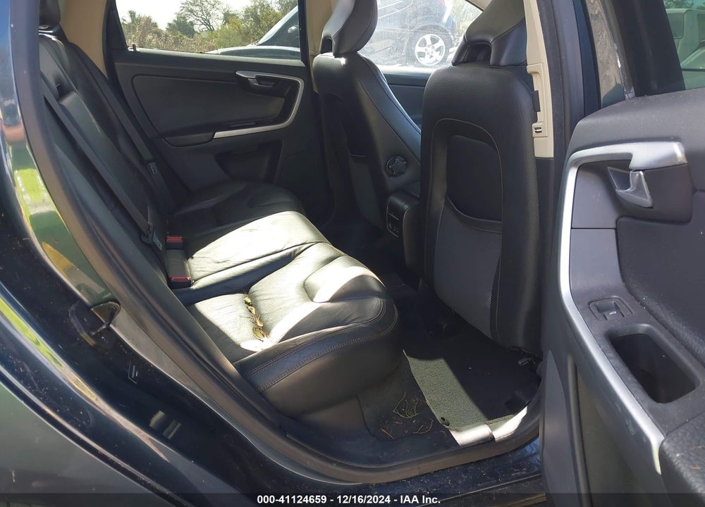 2011 VOLVO XC60 3.2 VIN: YV4952DL8B2209726