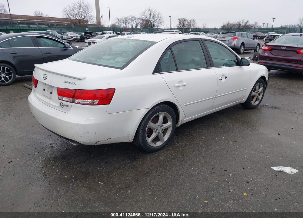 2008 HYUNDAI SONATA LIMITED V6/SE V6 VIN: 5NPEU46F68H399055