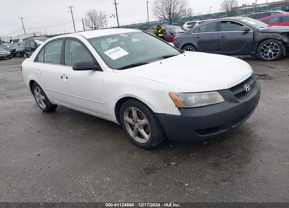 2008 HYUNDAI SONATA LIMITED V6/SE V6 VIN: 5NPEU46F68H399055