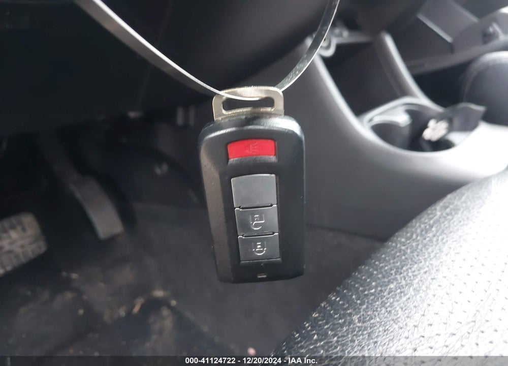 2016 MITSUBISHI OUTLANDER SE/SEL VIN: JA4AD3A36GZ010826