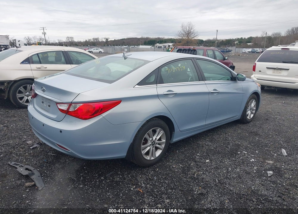 2013 HYUNDAI SONATA GLS VIN: 5NPEB4AC0DH517596