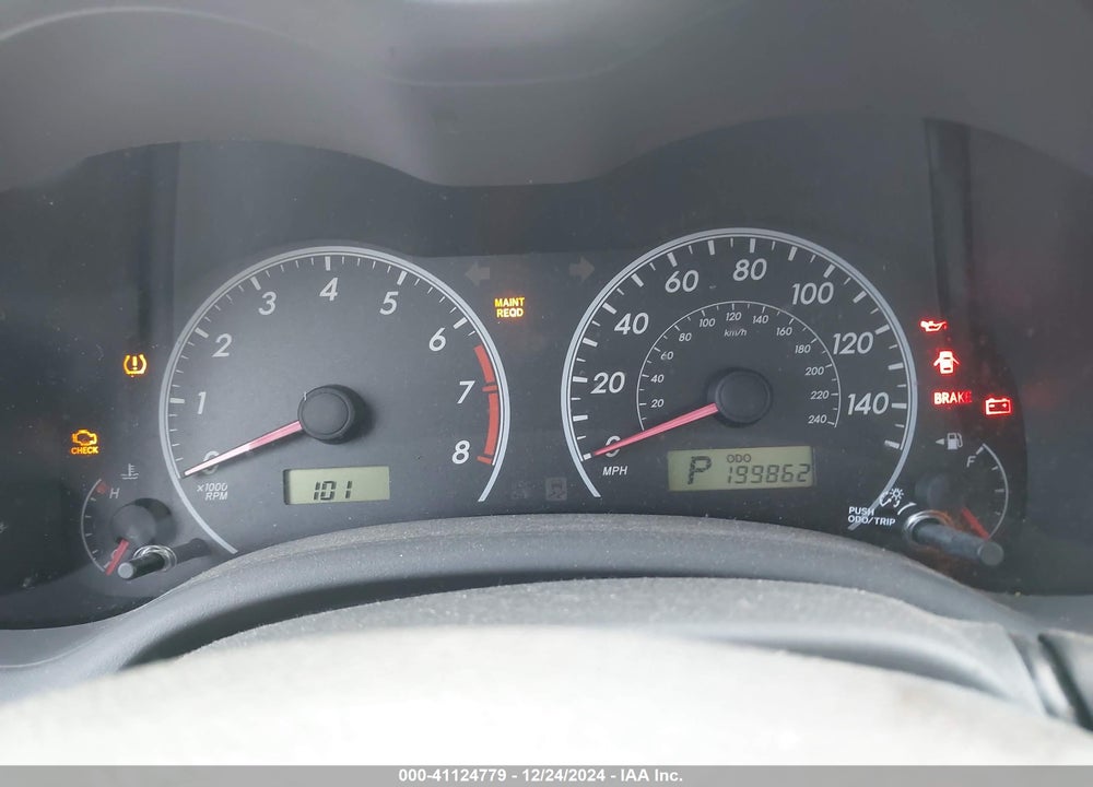 2010 TOYOTA COROLLA LE VIN: 2T1BU4EE1AC228198