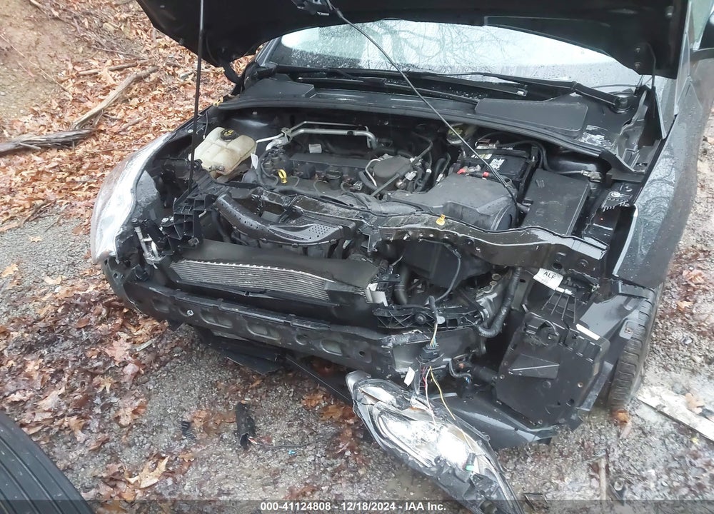 2013 FORD FOCUS SE VIN: 1FADP3F20DL380801