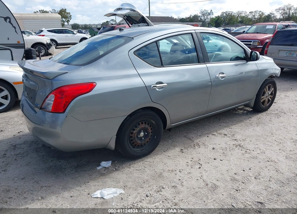 2014 NISSAN VERSA 1.6 SV VIN: 3N1CN7AP3EL876061