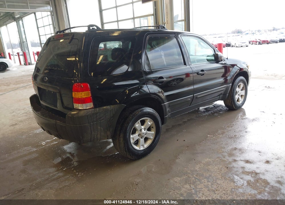 2005 FORD ESCAPE XLT VIN: 1FMYU03195KA63472