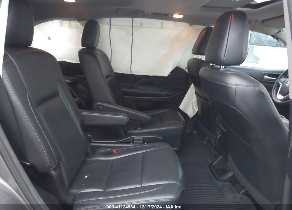 2017 TOYOTA HIGHLANDER XLE VIN: 5TDJZRFH4HS403645